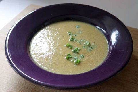 Inspired by a can of curry parsnip soup in my grocery store that's full of dairy, I wanted to make a version that was fresh and vegan!